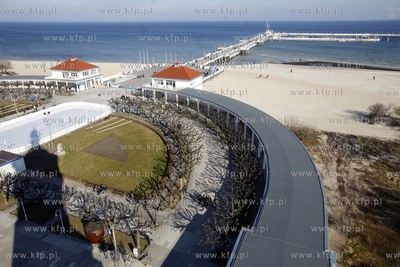 Sopot. Widok z latarni morskiej na molo.
24.02.2014
fot....