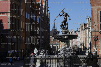 Gdansk. Fontanna Neptuna na Dlugim Targu.
14.03.2014
fot....