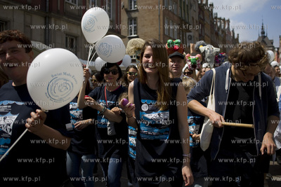 Parada ul. Długą i Długi Targ w Gdańsku kończąca...