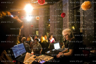 Sopot. Opera Leśna. Dancing Międzypokolenowy z okazji...