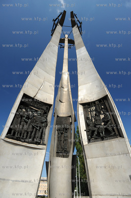 Plac Solidarnosci w Gdansku. Pomnik Poleglych Stoczniowcow,...