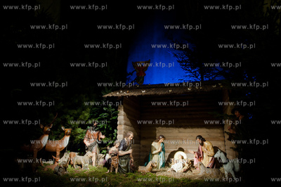 Gdansk. Tradycyjna szopka bozonarodzeniowa w Kosciele...