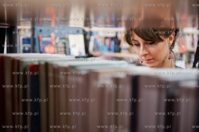 Otwarcie Biblioteki Manhattan w CH Manhattan.
10.03.2012
fot....