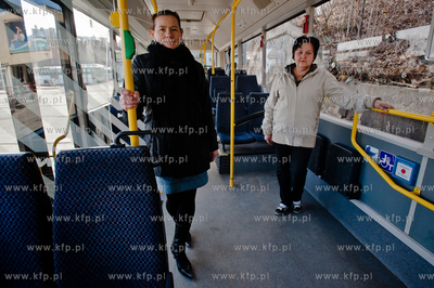 Gdansk. Dworzec PKS. Pani Irena Turbiarz, jedna z bohaterek,...