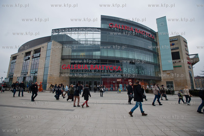 Gdansk. Wrzeszcz. Centrum handlowe Galeria Baltycka.
11.04.2013
fot....