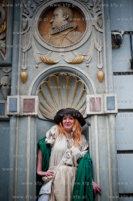 Gdansk. Dlugi Targ. Przedproze Dworu Artusa. Pierwsza...