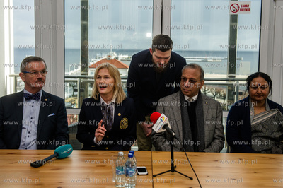 Sopot. Kawiarnia informacji turystycznej STS. Obchody...