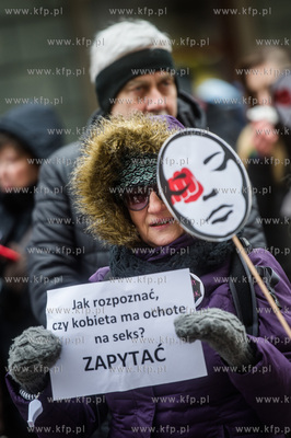 Gdańsk. Droga (kobiet) Przez Męki - Marsz przeciw...