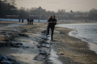Gdańsk. Plaża w Brzeźnie.
16.02.2017
fot. Mateusz...