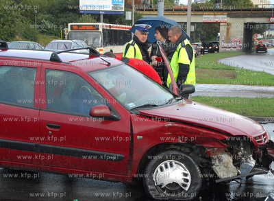 Gdansk. Wypadek na skrzyzowaniu al. Grunwaldzkiej i...