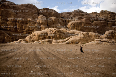 Petra. Jordania NZ ruiny miasta Nabatejczykow, znajdujace...