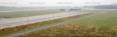 Gdynia. Baza Lotnicza Marynarki Wojennej w Babich Dolach....