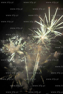 Plaza z Gdyni Srodmiesciu. Towarzyszace imprezie Beach...