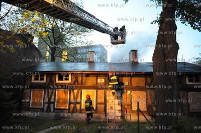 Pozar przy ulicy Traugutta 66.
21.05.2011
fot. Marcin...