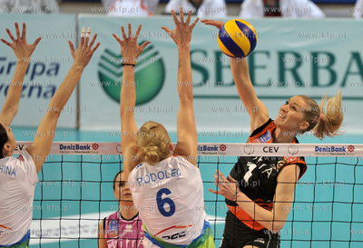 Hala 100 lecia Sopotu. Sopot. Pierwszy mecz fazy play-off...