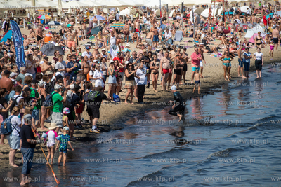 Wyścig pływacki dookoła mola w Sopocie. 20.07.2024....