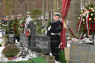 Cmentarz Witomiński w Gdyni. Uroczystości pogrzebowe...