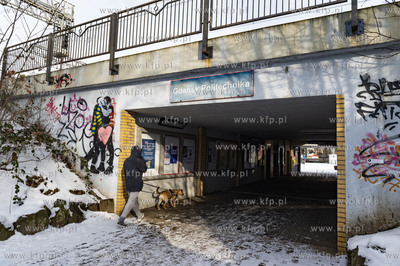 Gdansk Wrzeszcz, okolice ul. Trubadurow i przystanku...