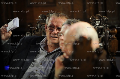 Gdansk, Dwor Artusa. "Debata o wolnosci tworzenia."odbywajaca...