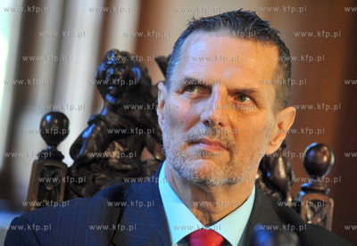 Profesor Jerzy Samp otrzymal medal Gloria Artis. 26.05.2009...