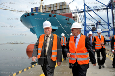 Terminal DCT w Gdansku. Prezydent Lech Walesa, z Prezydentem...