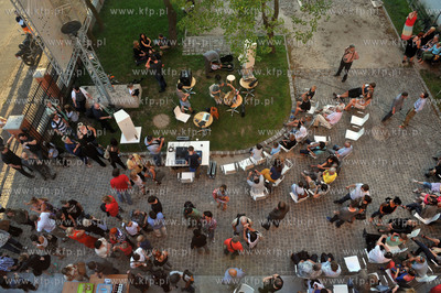 Wernisaz wystawy fotografii Piotra Poloczanskiego 2,28...