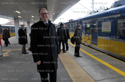 Oficjalne uruchoinienie nowej trasy kolejki SKM Gdansk...