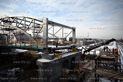 Gdansk. Budowa wiaduktu nad torami wzdłuż ul. Kościuszki,...