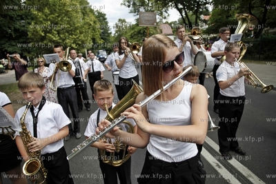 Gdansk. Sobotkowe Swieto Jaskowej Doliny. Nz. uroczysta...