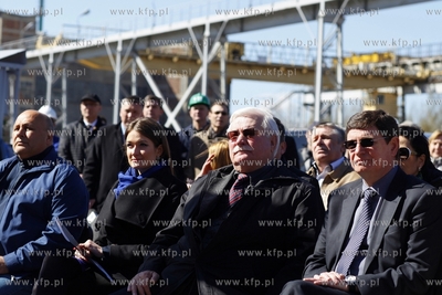 Stocznia Gdansk. Uroczystosc chrztu statku SYN ANTARES....