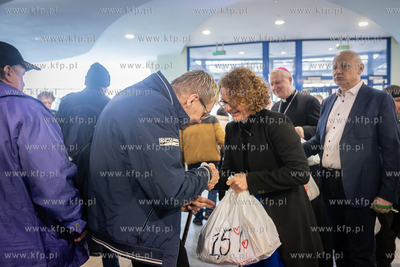 Hala 100-lecia Sopotu. Wielkanocne śniadanie dla potrzebujących....