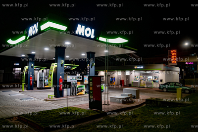 Wrost cen paliw na stacjach benzynowych po ataku USA...