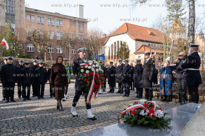 Sopot. Pomnik Armii Krajowej w parku im. sanitariuszki...