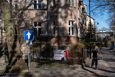 Gdańsk. Kampania wyborcza w Gdańsku. Nz. Palakat...