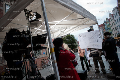 Gdansk. Dlugi Targ. Telewizja CNN International w ramach...