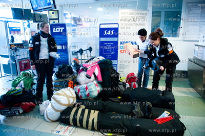 Gdansk Rebiechowo. Lotnisko im. Lecha Walesy. Wylot...