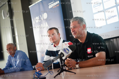 Gdynia. Info Box. Konferencja prasowa poprzedzajaca...