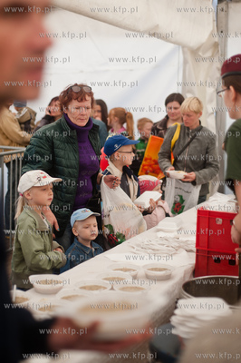 Gdansk. Targ Weglowy. Wielka Sobota. Sniadanie wielkanocne...