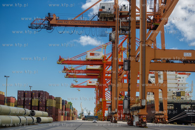 Dzien otwarty Baltyckiego Terminala Kontenerowego w...