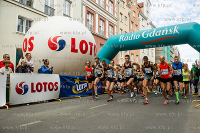Gdańsk. Międzynarodowy Bieg św. Dominika. Bieg Elity...