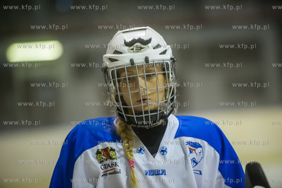 Gdańsk. Oliwa. Mała tafla Hali Olivia. Mecz inaugurujacy...