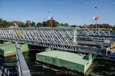 Gdańsk. Wyspa Sobieszewska. Uroczystość wbicia pierwszej...