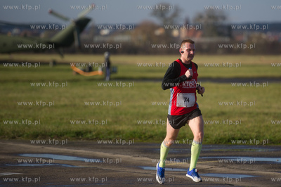 49 Baza Lotnicza w Pruszczu Gdańskim. Bieg Niepodległości.
12.11.2016
fot....