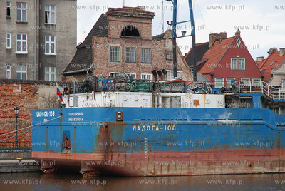 Gdansk. Stara barka Ladoga z St. Ptersburga na Motlawie...