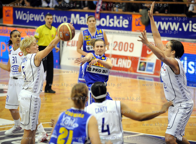 Krakow.
Ekstraklasa koszykarek
Wisla Can-Pack - Lotos...