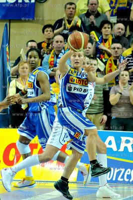 Hala Sportowo - Widowiskowa w Gdyni. Polfinal Mistrzostw...