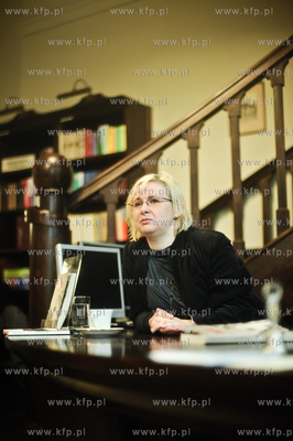 Spotkanie z Izabela Zukowska autorka ksiazki pt. Teufel...