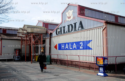 Gdansk. Centrum Handlowe Gildia przy Targu Siennym....