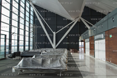 30 najaktywniejszych fanow lotniska na facebooku mialo...