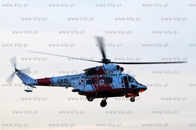 Gdynia. Pokaz ratownictwa morskiego w wykonaniu załogi...